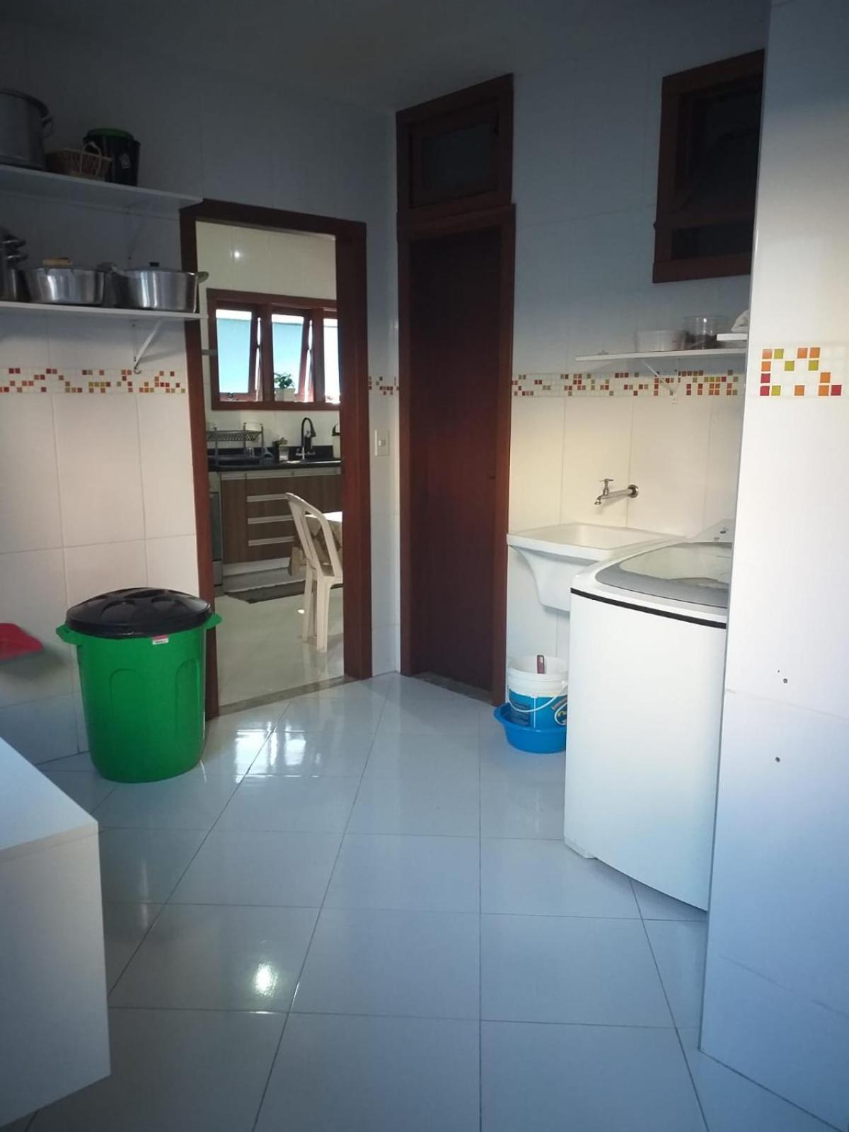 Linda Casa Com Piscina Em Interlagos Vila Velha Es Villa Buitenkant foto