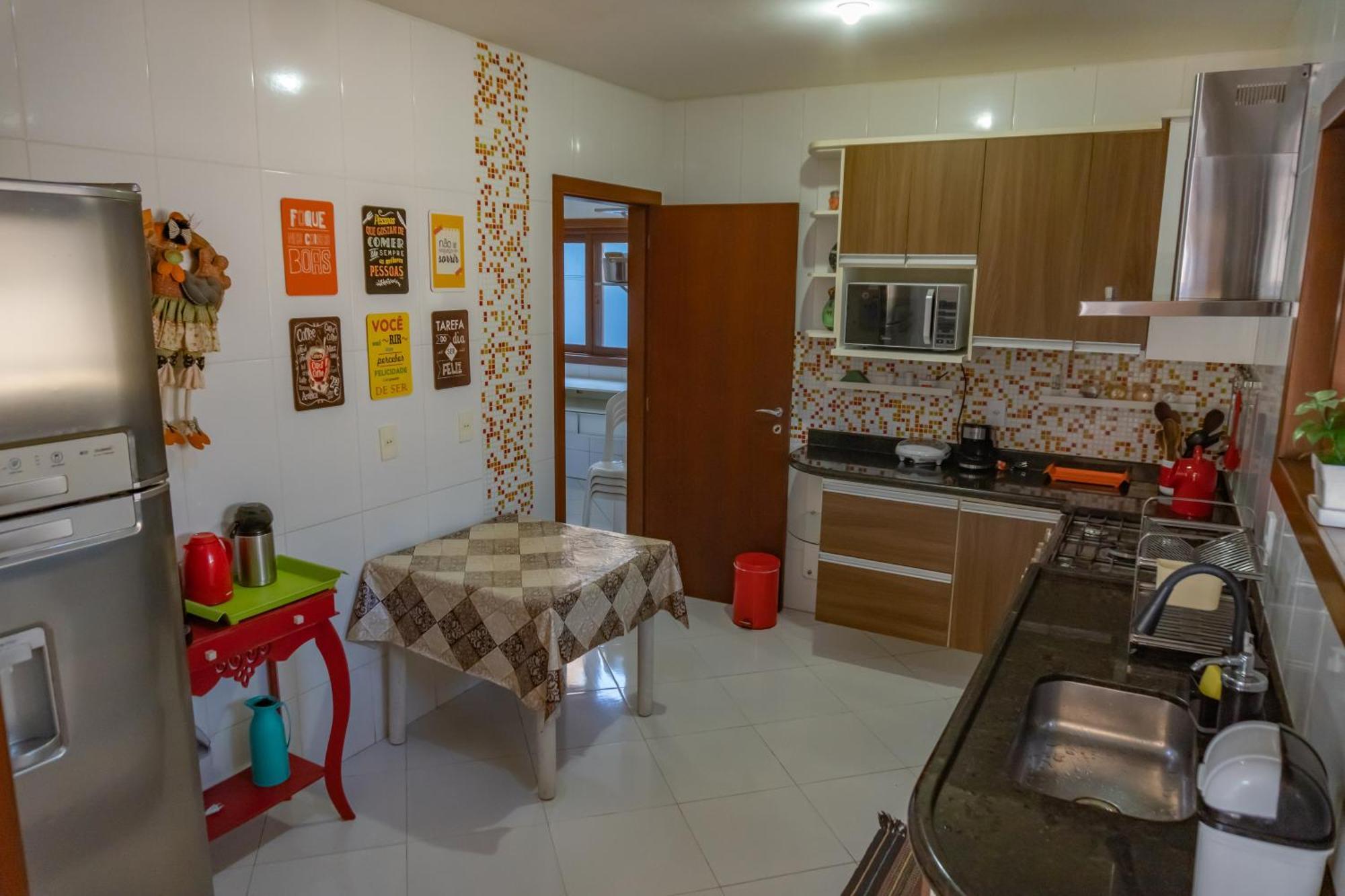 Linda Casa Com Piscina Em Interlagos Vila Velha Es Villa Buitenkant foto